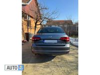 Second-hand VW Jetta 105 CP (77 kW) 2017 Gri Berlinǎ