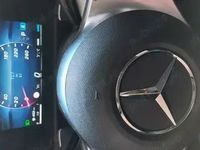 Second-hand Mercedes GLB200 170 CP (125 kW) 2024 Negru SUV