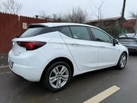 Second-hand Opel Astra Dynamic 136 CP (100 kW) 2018 Culoarealb Hatchback