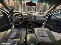 second-hand Toyota HiLux 4x4 Cabina Dubla Comfort