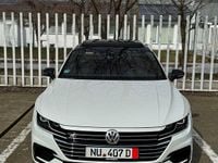 Second-hand VW Arteon R-line Edition 190 CP (139 kW) 2018 Culoarealb Hatchback