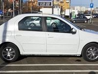 Second-hand Dacia Logan 90 CP (66 kW) 2012 Alb Berlinǎ