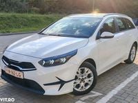 Second-hand Kia Ceed 160 CP (117 kW) 2021 Culoarealb Hatchback