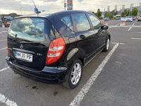 Second-hand Mercedes A180 109 CP (80 kW) 2007 Negru Hatchback