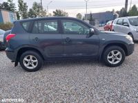 second-hand Toyota RAV4 2006 · 200 000 km · 2 231 cm3 · Diesel