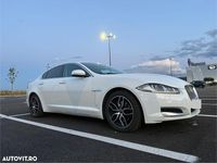 Second-hand Jaguar XF Luxury 190 CP (139 kW) 2012 Culoarealb Berlinǎ
