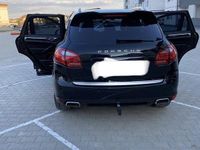 Second-hand Porsche Cayenne 245 CP (180 kW) 2011 Culoarenegru SUV