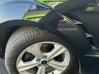 Second-hand Ford S-MAX Titanium 140 CP (102 kW) 2009 Culoarenegru Monovolum