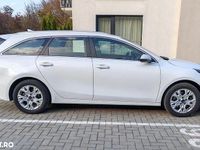 Second-hand Kia Ceed 160 CP (117 kW) 2021 Culoarealb Hatchback