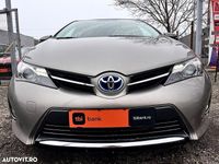 Second-hand Toyota Auris Hybrid Executive 136 CP (100 kW) 2015 Culoaregri Berlinǎ