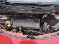 Second-hand Renault Twingo 57 CP (41 kW) 2009 Rosu Hatchback