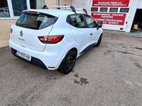 Second-hand Renault Clio IV Life 75 CP (55 kW) 2017 Culoarealb Hatchback