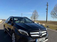 Second-hand Mercedes GLA200 136 CP (100 kW) 2015 Negru SUV