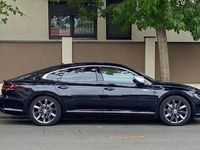 Second-hand VW Arteon Elegance 240 CP (176 kW) 2017 Culoarenegru Hatchback
