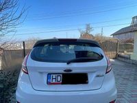 Second-hand Ford Fiesta Trend 75 CP (55 kW) 2015 Culoarealb