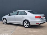 Second-hand VW Jetta Comfortline 105 CP (77 kW) 2012 Culoaregri Berlinǎ