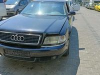 Second-hand Audi A8 224 CP (164 kW) 2001 Berlinǎ
