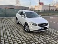 Second-hand Volvo XC60 Summum 181 CP (133 kW) 2015 Alb SUV
