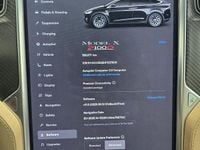 Second-hand Tesla Model X 450 kW (613 CP) 2017 Culoarenegru SUV