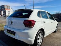Second-hand VW Polo Trendline 80 CP (58 kW) 2021 Culoarealb Hatchback