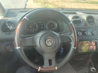 Second-hand VW Caddy 110 CP (80 kW) 2012 Negru Monovolum