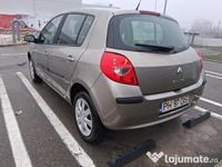 Second-hand Renault Clio II 74 CP (54 kW) 2008 Hatchback