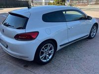 Second-hand VW Scirocco 140 CP (102 kW) 2011 Culoarealb Coupe