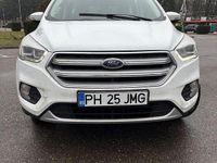 Second-hand Ford Kuga 150 CP (110 kW) 2019 Culoarealb SUV