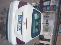 Second-hand Mercedes 220 150 CP (110 kW) 2005 Berlinǎ