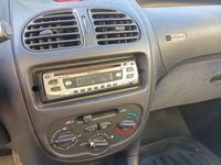 Second-hand Peugeot 206 75 CP (55 kW) 2001 Gri Hatchback