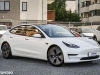 Second-hand Tesla Model 3 Standard Range Plus 239 kW (325 CP) 2021 Culoarealb Berlinǎ