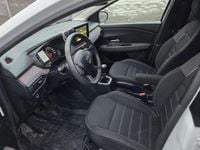 Second-hand Dacia Logan Comfort 90 CP (66 kW) 2021 Culoarealb Berlinǎ