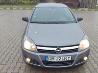 Second-hand Opel Astra 105 CP (77 kW) 2006 Albastru Berlinǎ
