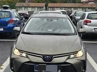 Second-hand Toyota Corolla Hybrid 122 CP (89 kW) 2021 Verde Berlinǎ