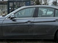 second-hand BMW 320 d - 163 CP Automat Piele Bi-Xenon Navy Mare Posibilitate Rate cu Buletinul, Avans 0