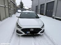 Second-hand Hyundai i30 Comfort 110 CP (80 kW) 2022 Culoarealb Hatchback