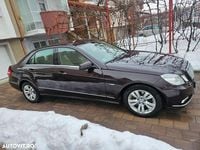 Second-hand Mercedes E250 Elegance 204 CP (150 kW) 2009 Culoaremaro Berlinǎ