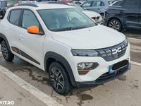 Second-hand Dacia Spring Expression 33 kW (45 CP) 2022 Culoarealb Hatchback
