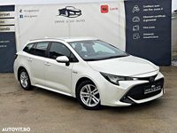 Second-hand Toyota Corolla 122 CP (89 kW) 2020 Culoarealb Break