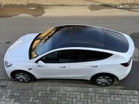 Second-hand Tesla Model Y 339 kW (462 CP) 2022 Culoarealb SUV