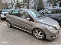 second-hand Mercedes B200 