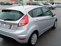 Second-hand Ford Fiesta 95 CP (69 kW) 2015 Culoaregri