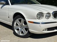 Second-hand Jaguar XJ 204 CP (150 kW) 2006 Culoarealb Berlinǎ