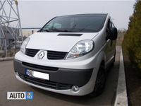 Second-hand Renault Trafic 90 CP (66 kW) 2009 Alb Monovolum