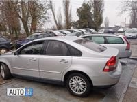 Second-hand Volvo S40 135 CP (99 kW) 2005 Argintiu Berlinǎ