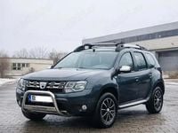 Second-hand Dacia Duster Lauréate 125 CP (91 kW) 2014 Gri SUV