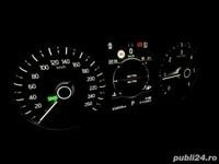 Second-hand Land Rover Range Rover evoque R-Dynamic 180 CP (132 kW) 2019 Maro SUV