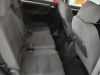 Second-hand VW Touran 140 CP (102 kW) 2008 Monovolum