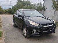 Second-hand Hyundai ix35 GLS 115 CP (84 kW) 2011 Culoarenegru SUV