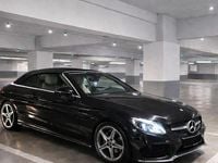 Second-hand Mercedes C220 AMG line 170 CP (125 kW) 2017 Culoarenegru Cabrio